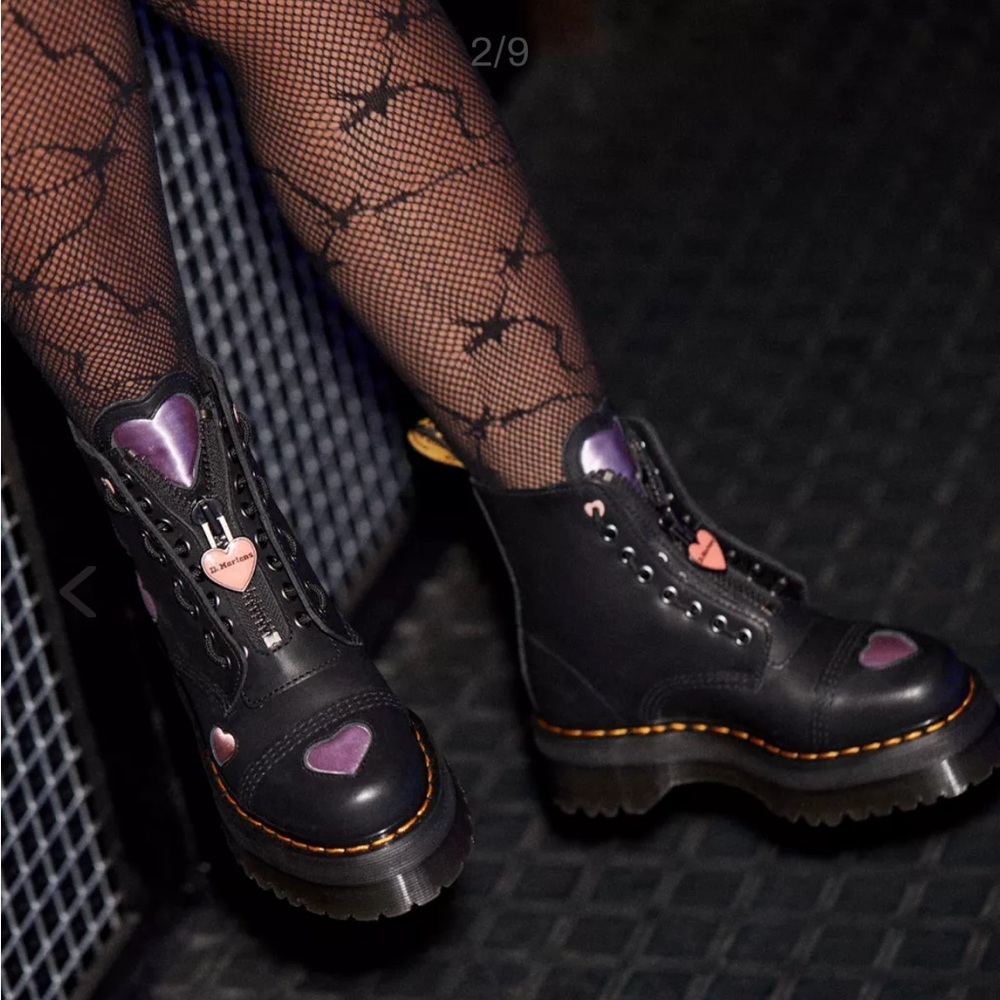 Dr. Martens Sinclair Leather Heart Platform Women’s size 9 NEW!!! - Picture 8 of 8